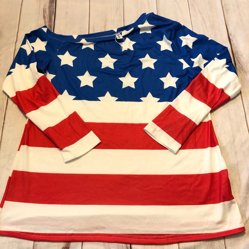 Leo Rosi Patriotic L NWOT 🇺🇸